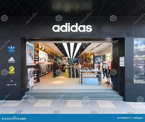 adidas Shop.